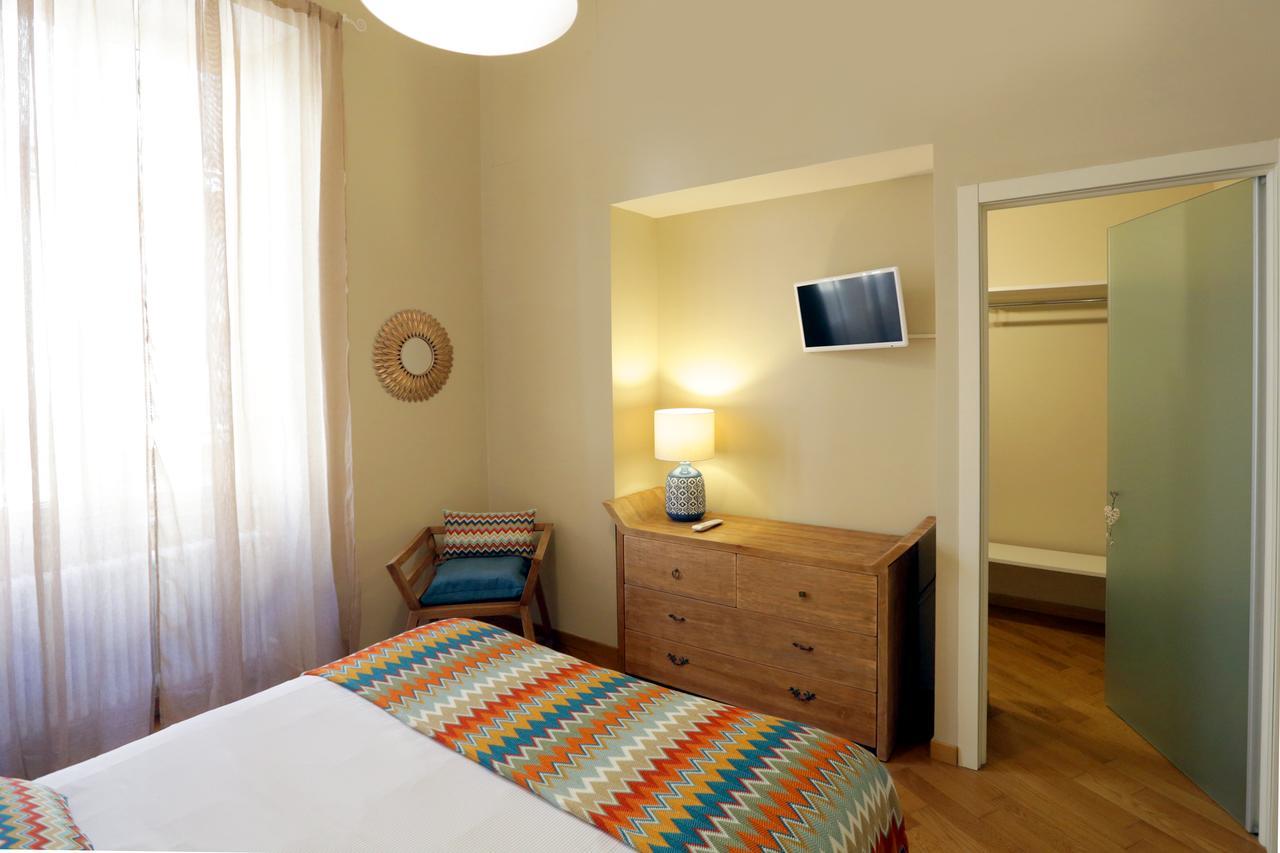 I Vicere Deluxe 2* Napels